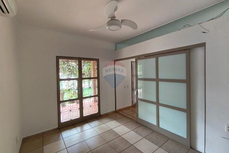 10_photo/94b9bdb931.ccfee957a0edc138-ATLAS-34c10138-c3a8-4c61-8b93-d9e1b74f2142.jpg de casa à venda com 4 quartos, 288m² em Jardim Recreio, Ribeirão Preto