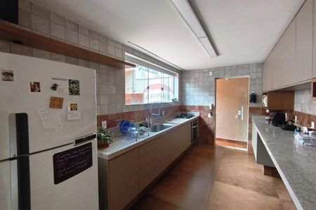 14_photo/94b9bdb931.ccfee957a0edc138-ATLAS-809d2c32-5e3e-436c-b61a-d74bb44ca6d3.jpg de casa à venda com 4 quartos, 288m² em Jardim Recreio, Ribeirão Preto