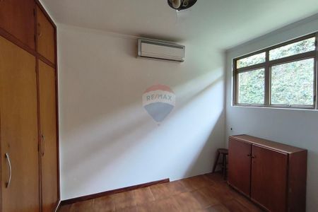 22_photo/94b9bdb931.ccfee957a0edc138-ATLAS-ca0f7095-5671-4eae-b0bf-0beea1bbe27d.jpg de casa à venda com 4 quartos, 288m² em Jardim Recreio, Ribeirão Preto