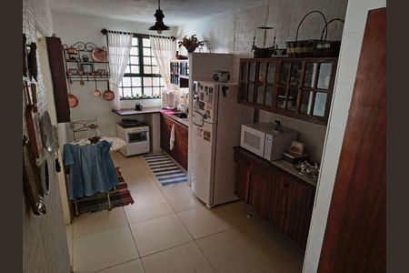 4_photo/94b9bdbd6f.826aa08d214c4ef3-ATLAS-c1156174-32e4-40a3-beca-549a83920a76.jpg de casa à venda com 3 quartos, 270m² em Jardim Recreio, Ribeirão Preto