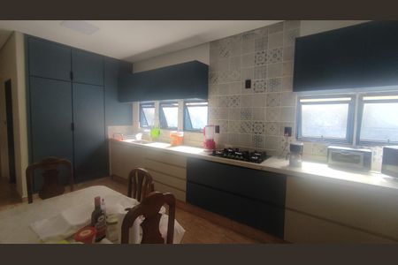 7_photo/94b9bdbdc9.01e58fe0f594459a-ATLAS-75677ea8-87f2-40dd-99cf-7016cd915876.jpg de casa à venda com 4 quartos, 450m² em Jardim Recreio, Ribeirão Preto