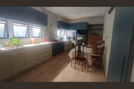 5_photo/94b9bdbdc9.01e58fe0f594459a-ATLAS-de9bccdf-31d8-4552-9b3b-151ea436325c.jpg de casa à venda com 4 quartos, 450m² em Jardim Recreio, Ribeirão Preto