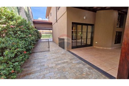 2_photo/94b9bdbea3.7d3c41bc496dffaa-ATLAS-0d31a691-93bf-481c-aa63-2ada1b63de55.jpg de casa à venda com 4 quartos, 376m² em Jardim Recreio, Ribeirão Preto