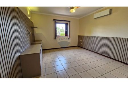 36_photo/94b9bdbea3.7d3c41bc496dffaa-ATLAS-26e7166f-5180-4210-9202-7e1d6110830e.jpg de casa à venda com 4 quartos, 376m² em Jardim Recreio, Ribeirão Preto