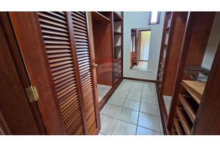 40_photo/94b9bdbea3.7d3c41bc496dffaa-ATLAS-cc4b949d-9978-43a9-860e-0cb7d300f244.jpg de casa à venda com 4 quartos, 376m² em Jardim Recreio, Ribeirão Preto