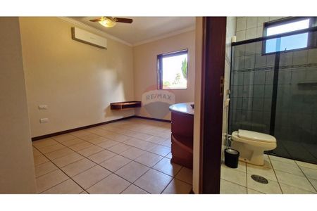 45_photo/94b9bdbea3.7d3c41bc496dffaa-ATLAS-e2d379a9-bbbd-4da2-b5d7-870339e15d4c.jpg de casa à venda com 4 quartos, 376m² em Jardim Recreio, Ribeirão Preto