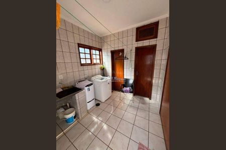 22_photo/94b9bdcf49.92bd7eb76981e119-ATLAS-7c0cf95d-4c20-4a59-b072-9a4a279e7b77.jpg de casa à venda com 4 quartos, 254m² em Jardim Recreio, Ribeirão Preto