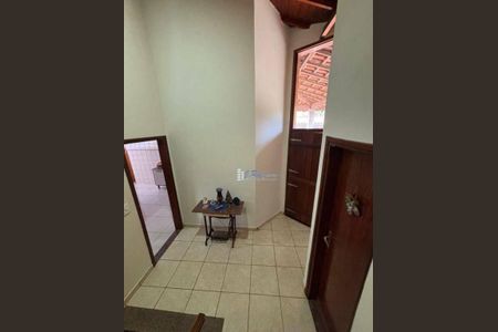 11_photo/94b9bdcf49.92bd7eb76981e119-ATLAS-d888e8dc-38e9-4052-b847-ebbe6514e60e.jpg de casa à venda com 4 quartos, 254m² em Jardim Recreio, Ribeirão Preto