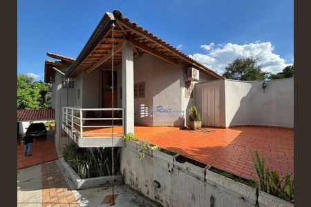 3_photo/94b9bdcf49.92bd7eb76981e119-ATLAS-ef97ccf7-694c-4c43-a243-3c05c43d9ae2.jpg de casa à venda com 4 quartos, 254m² em Jardim Recreio, Ribeirão Preto