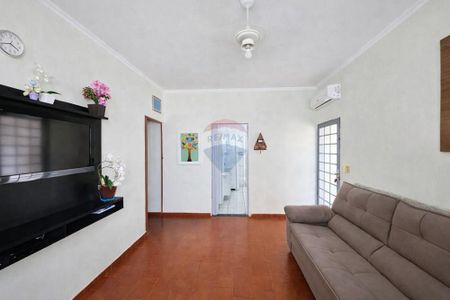 8_photo/94b9bdd8ab.c2ed6ef6e3c218ea-ATLAS-f8eb21d8-e3c3-4356-b1ab-415e46a469e2.jpg de casa à venda com 4 quartos, 156m² em Vila Monte Alegre, Ribeirão Preto