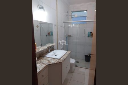 17_photo/94b9bde1d5.638b34ff0fe22444-ATLAS-df2248f5-42a8-47a8-b973-dd7af51a6172.jpg de casa à venda com 5 quartos, 170m² em Parque Residencial Cidade Universitaria, Ribeirão Preto
