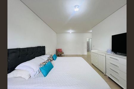 5_photo/94b9bde1ed.8d9d2e8c4e07ca84-ATLAS-2d9f9500-aad1-4487-94a9-7ffde0c434bd.jpg de casa à venda com 3 quartos, 320m² em Parque Residencial Cidade Universitaria, Ribeirão Preto