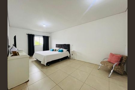 5_photo/94b9bde1ed.8d9d2e8c4e07ca84-ATLAS-54f02ffb-f1e5-43b7-91b3-5268442a522b.jpg de casa à venda com 3 quartos, 320m² em Parque Residencial Cidade Universitaria, Ribeirão Preto