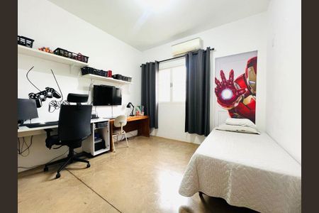 12_photo/94b9bde1ed.8d9d2e8c4e07ca84-ATLAS-93b074e4-c275-4b7d-90e9-e4c97a029630.jpg de casa à venda com 3 quartos, 320m² em Parque Residencial Cidade Universitaria, Ribeirão Preto