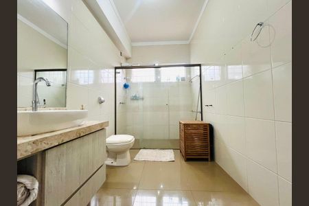 11_photo/94b9bde1ed.8d9d2e8c4e07ca84-ATLAS-ad151d8a-5dc2-4994-9059-60c1a0a989f7.jpg de casa à venda com 3 quartos, 320m² em Parque Residencial Cidade Universitaria, Ribeirão Preto