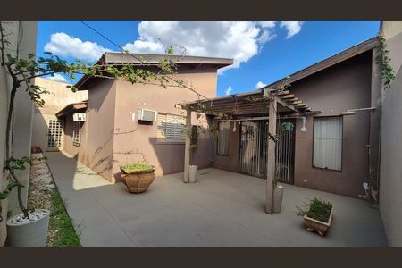 5_photo/94b9bdfa75.7a37549eceeba21f-ATLAS-b7b95cf7-a2a1-4a4b-ba32-b6b938c3f868.jpg de casa à venda com 3 quartos, 128m² em Planalto Verde, Ribeirão Preto