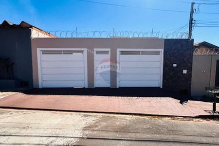 12_photo/94b9bdfe7b.d7ff1048839b4df4-ATLAS-c6de28ca-c1f3-4330-9829-0407560d2ac0.jpg de casa à venda com 3 quartos, 119m² em Subsetor Oeste - 12 (O-12), Ribeirão Preto