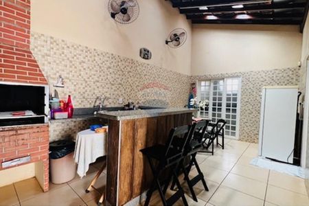 6_photo/94b9bdfe7b.d7ff1048839b4df4-ATLAS-cfa5732b-2594-40b2-a281-4818a236e6e9.jpg de casa à venda com 3 quartos, 119m² em Subsetor Oeste - 12 (O-12), Ribeirão Preto