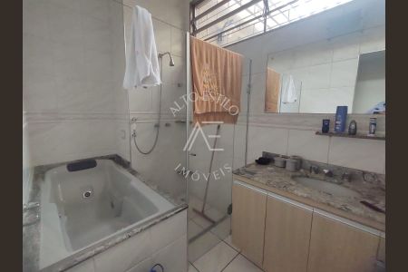 10_photo/94b9be04e3.eef4d4ed5dafe0c3-ATLAS-b9d104a1-f0f5-4bb7-aff3-31af7ba39b0e.jpg de casa à venda com 3 quartos, 228m² em Planalto Verde, Ribeirão Preto