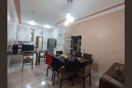 6_photo/94b9be04e3.eef4d4ed5dafe0c3-ATLAS-ca7eb9b7-2ae9-412b-b150-9c48c713242e.jpg de casa à venda com 3 quartos, 228m² em Planalto Verde, Ribeirão Preto