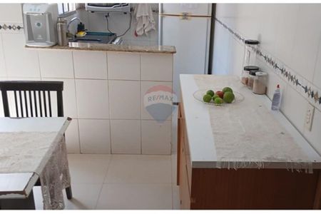 5_photo/94b9be076b.ed4f9904fc8225d3-ATLAS-3c420b57-acf7-47b2-a258-59a2e4c7d879.jpg de casa à venda com 2 quartos, 140m² em Parque Residencial Emir Garcia, Ribeirão Preto