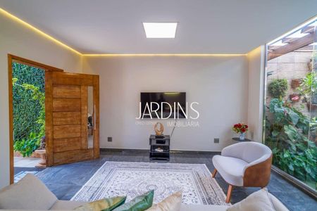 4_photo/94b9be0bab.bdf1def5ceb5107f-ATLAS-1dbafe3c-eaa1-4b55-b8bb-adc148714c9e.jpg de casa à venda com 7 quartos, 315m² em Parque Cidade Universitária, Ribeirão Preto