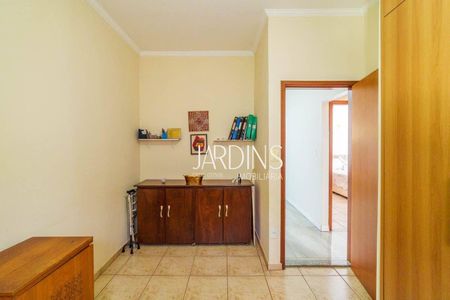 25_photo/94b9be0bab.bdf1def5ceb5107f-ATLAS-6f8dae12-1716-442c-8250-4482c9b3af7a.jpg de casa à venda com 7 quartos, 315m² em Parque Cidade Universitária, Ribeirão Preto