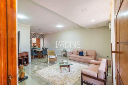 16_photo/94b9be0bab.bdf1def5ceb5107f-ATLAS-af6095ef-be8f-4edb-8101-a3f3d0dd2aaa.jpg de casa à venda com 7 quartos, 315m² em Parque Cidade Universitária, Ribeirão Preto