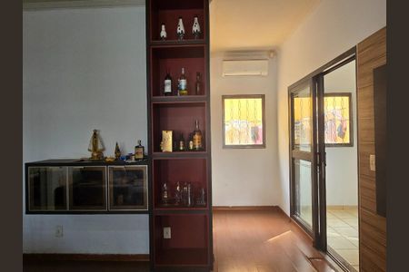 3_photo/94b9be0fef.6ea35aeca63cac1b-ATLAS-0bf1f223-fa03-4eb6-b350-adf565983d19.jpg de casa à venda com 2 quartos, 160m² em Planalto Verde, Ribeirão Preto