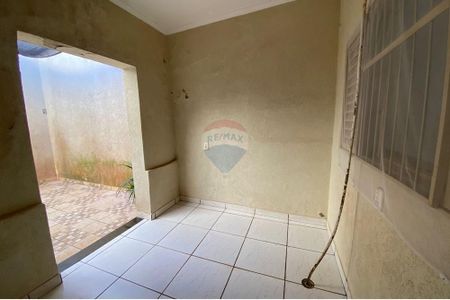 19_photo/94b9be1037.64f8aef48068d3ef-ATLAS-eec82b9b-12e9-46fd-8441-73721d11edc7.jpg de casa à venda com 3 quartos, 106m² em Alto do Ipiranga, Ribeirão Preto