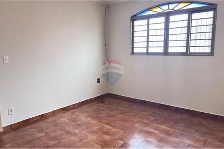 2_photo/94b9be169b.d70e7eae2b930113-ATLAS-089b5a74-f7e8-4d60-a264-53f153a22d8b.jpg de casa à venda com 2 quartos, 90m² em Alto do Ipiranga, Ribeirão Preto