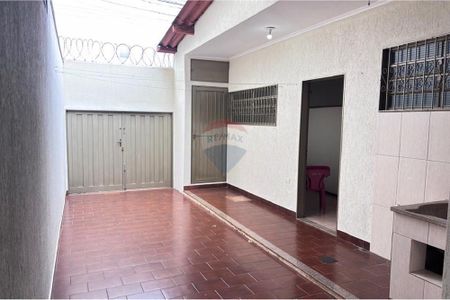 21_photo/94b9be169b.d70e7eae2b930113-ATLAS-ade47785-6ce0-48d7-bb47-e9ae0f934f68.jpg de casa à venda com 2 quartos, 90m² em Alto do Ipiranga, Ribeirão Preto