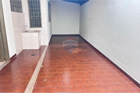 22_photo/94b9be169b.d70e7eae2b930113-ATLAS-b9e27488-e5f9-4277-afbe-317a21724ae1.jpg de casa à venda com 2 quartos, 90m² em Alto do Ipiranga, Ribeirão Preto