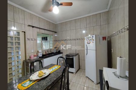 4_photo/94b9be199f.cba3da746242e602-ATLAS-c0f0d096-d1f6-42e3-9658-8b40902b2ca3.jpg de casa à venda com 3 quartos, 158m² em Ipiranga, Ribeirão Preto