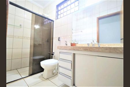 12_photo/94b9be1aa7.007d8801227075bf-ATLAS-03ce5c8e-62d1-4ff0-a2df-9f8c507d7f3b.jpg de casa à venda com 4 quartos, 182m² em Planalto Verde, Ribeirão Preto