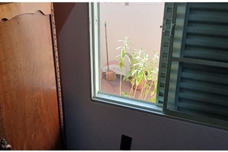 37_photo/94b9be1e1d.719fbdc320448c84-ATLAS-1c183efe-c4ff-498c-bb6f-269809a6c471.jpg de casa à venda com 3 quartos, 172m² em Jardim Jose Sampaio Junior, Ribeirão Preto