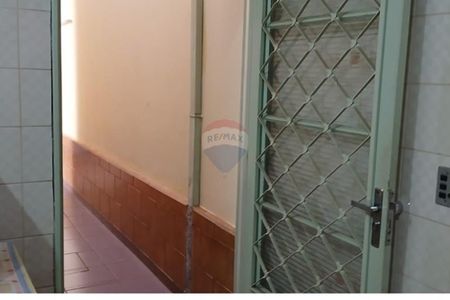 8_photo/94b9be1e1d.719fbdc320448c84-ATLAS-4e9bae49-e211-4a35-8733-77fb052322d8.jpg de casa à venda com 3 quartos, 172m² em Jardim Jose Sampaio Junior, Ribeirão Preto