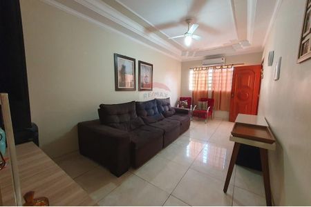 4_photo/94b9be2075.4bd2615f33144f40-ATLAS-c0ba607d-927f-4659-9c0a-b8e4675c6a16.jpg de casa à venda com 3 quartos, 161m² em Jardim Javari, Ribeirão Preto