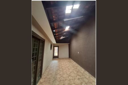 5_photo/94b9be3391.7b5cf76929cf096b-ATLAS-a5649439-2860-4947-b7f7-e5c0ef552542.jpg de casa à venda com 3 quartos, 180m² em Vila Albertina, Ribeirão Preto