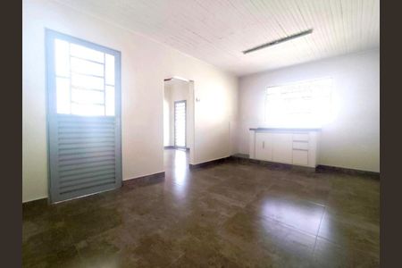 6_photo/94b9be394d.88f0529fff745d1e-ATLAS-41833739-da49-4eee-904e-702059b02ced.jpg de casa à venda com 3 quartos, 200m² em Ipiranga, Ribeirão Preto