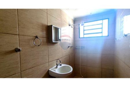 29_photo/94b9be394d.8cc17f8f7b4e5195-ATLAS-503fd167-c603-42ff-a5f4-3bbb92cd94b0.jpg de casa à venda com 3 quartos, 199m² em Ipiranga, Ribeirão Preto