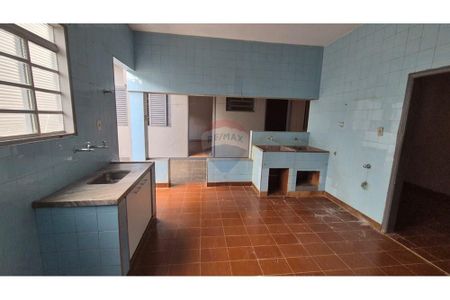 9_photo/94b9be4149.e8818d4a5c5dde9d-ATLAS-753e4d45-218f-443c-bec7-e6e2350644f0.jpg de casa à venda com 5 quartos, 204m² em Ipiranga, Ribeirão Preto