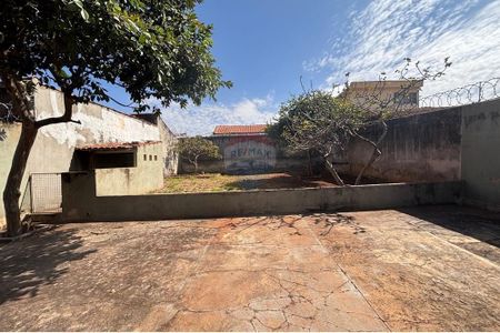 23_photo/94b9be4349.08798e92c4495a9b-ATLAS-9ec95a25-0dfe-43f5-a272-c37b6a19ff04.jpg de casa à venda com 3 quartos, 89m² em Vila Tiberio, Ribeirão Preto