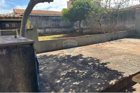 2_photo/94b9be4349.08798e92c4495a9b-ATLAS-db7c0b0e-c302-4bcd-83e7-e204543769be.jpg de casa à venda com 3 quartos, 89m² em Vila Tiberio, Ribeirão Preto