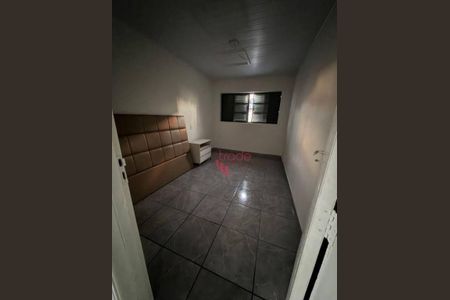 5_photo/94b9be4379.fe70d3af4cd04f59-ATLAS-5d5af5be-3fed-4229-a492-03b8d980109c.jpg de casa à venda com 3 quartos, 82m² em Ipiranga, Ribeirão Preto