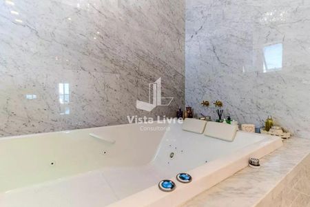 11_photo/94b9be43a1.1f5ebb0caaeb8b67-ATLAS-a3ed5578-03a0-4b37-981e-fd386a7320e8.jpg de apartamento à venda com 5 quartos, 658m² em Ipiranga, Ribeirão Preto