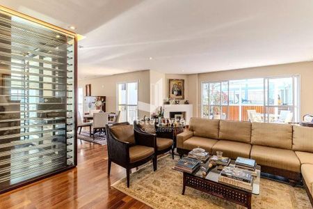 1_photo/94b9be43a1.1f5ebb0caaeb8b67-ATLAS-e172a305-2f86-41a7-9cf8-cd4b7d4a627a.jpg de apartamento à venda com 5 quartos, 658m² em Ipiranga, Ribeirão Preto