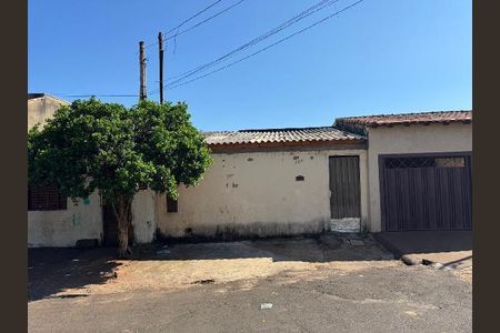 9_photo/94b9be43f5.0f81dd1a9a4f6ffb-ATLAS-b0e9f0cd-0fd2-4a34-967c-35cae9ce28f8.jpg de casa à venda com 2 quartos, 120m² em Ipiranga, Ribeirão Preto