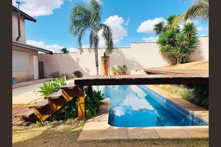 11_photo/94b9be45e9.3714cccd63f8fe2d-ATLAS-f1f10b33-0cdb-421e-84bb-e46a08d004e8.jpg de casa à venda com 4 quartos, 425m² em Ipiranga, Ribeirão Preto