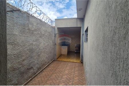 3_photo/94b9be4a43.0bf895571deddd4a-ATLAS-0b596c76-ca60-4cb4-afd1-1b3239604c34.jpg de casa à venda com 2 quartos, 83m² em Campos Elísios, Ribeirão Preto